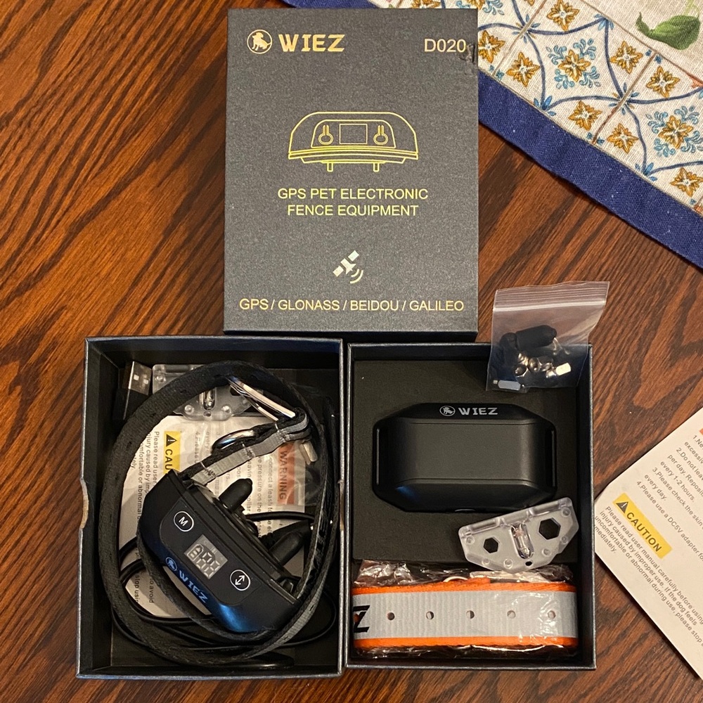 WIEZ GPS Pet Electronic Fence Equipment